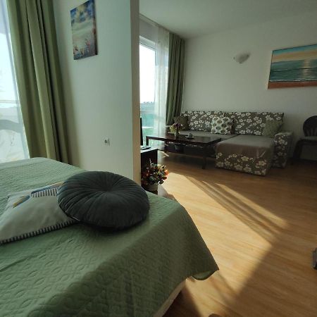 Прекрасен Апартамент С Изглед Към Морето Сарафово 1 Burgas City Exteriér fotografie