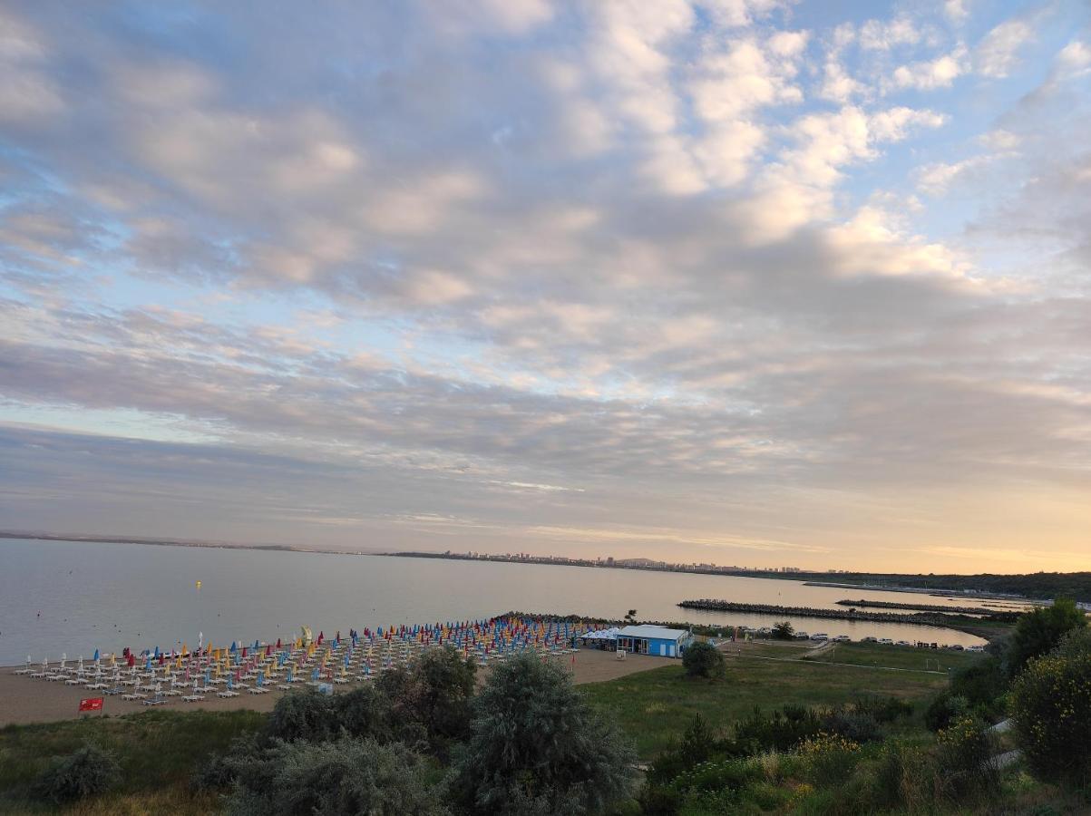 Прекрасен Апартамент С Изглед Към Морето Сарафово 1 Burgas City Exteriér fotografie