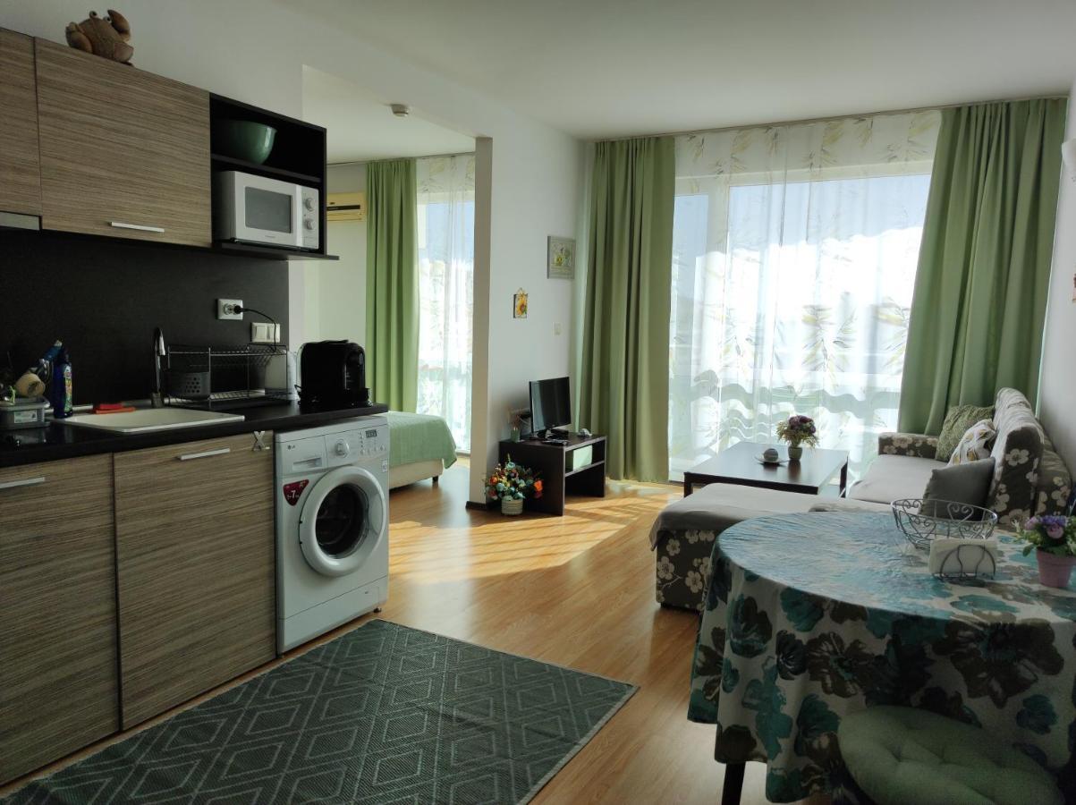 Прекрасен Апартамент С Изглед Към Морето Сарафово 1 Burgas City Exteriér fotografie