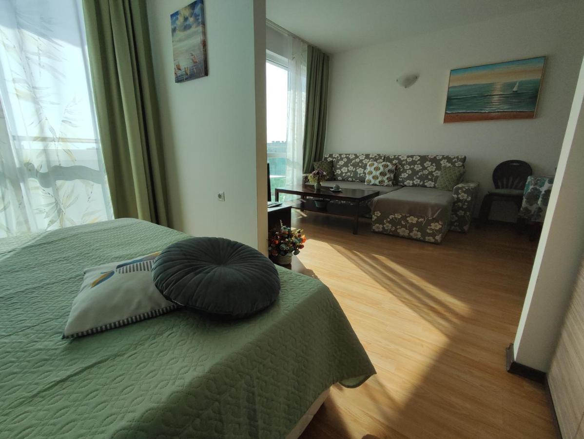 Прекрасен Апартамент С Изглед Към Морето Сарафово 1 Burgas City Exteriér fotografie