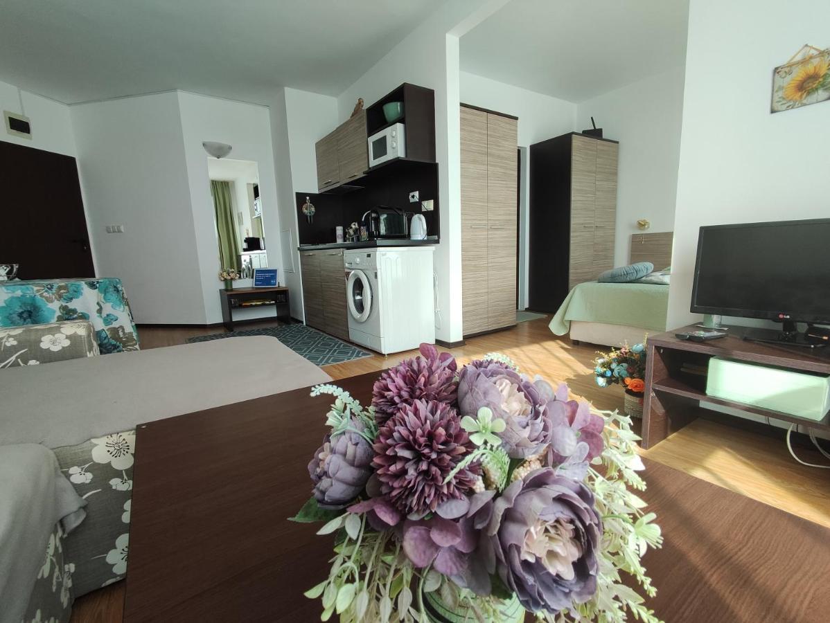 Прекрасен Апартамент С Изглед Към Морето Сарафово 1 Burgas City Exteriér fotografie
